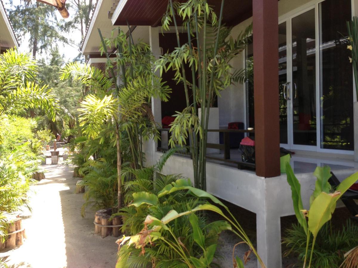 Phangan Cove Beach Resort Шритану Экстерьер фото