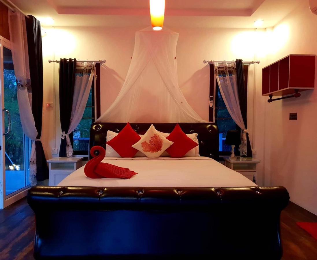 Phangan Cove Beach Resort Шритану Экстерьер фото