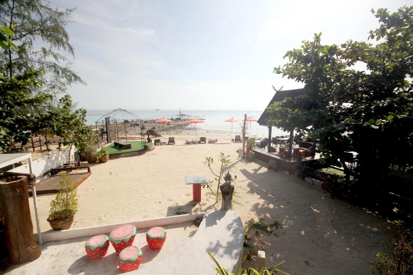 Phangan Cove Beach Resort Шритану Экстерьер фото